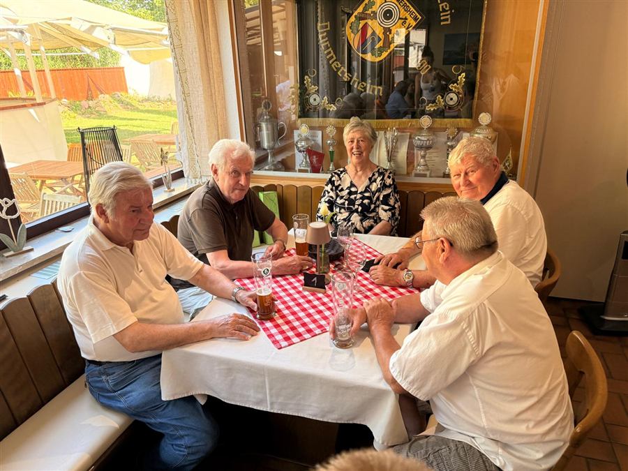 Tisch Schorpp bei der 60-Jahr-Feier